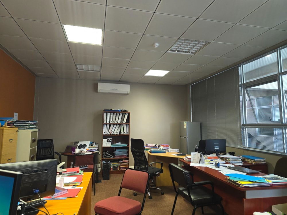 Commercial office for sale in Fairgrounds, Botswana - 3BO1719988