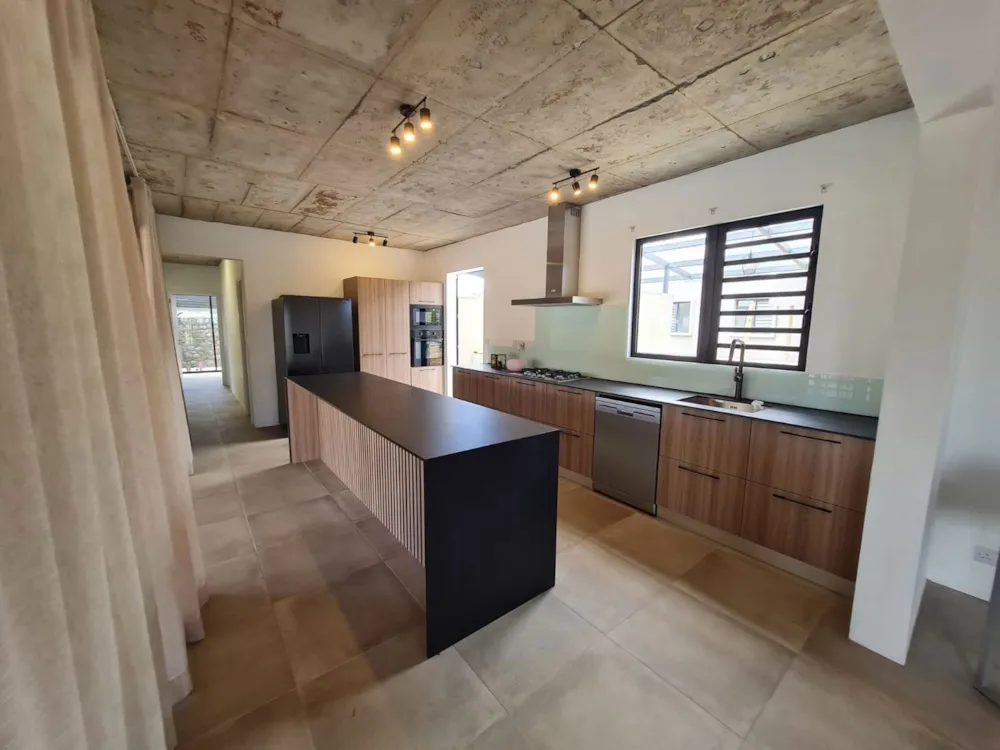 House to rent in Tamarin, Mauritius - MUR1719992 House to rent in Tamarin, Mauritius - MUR1719992
