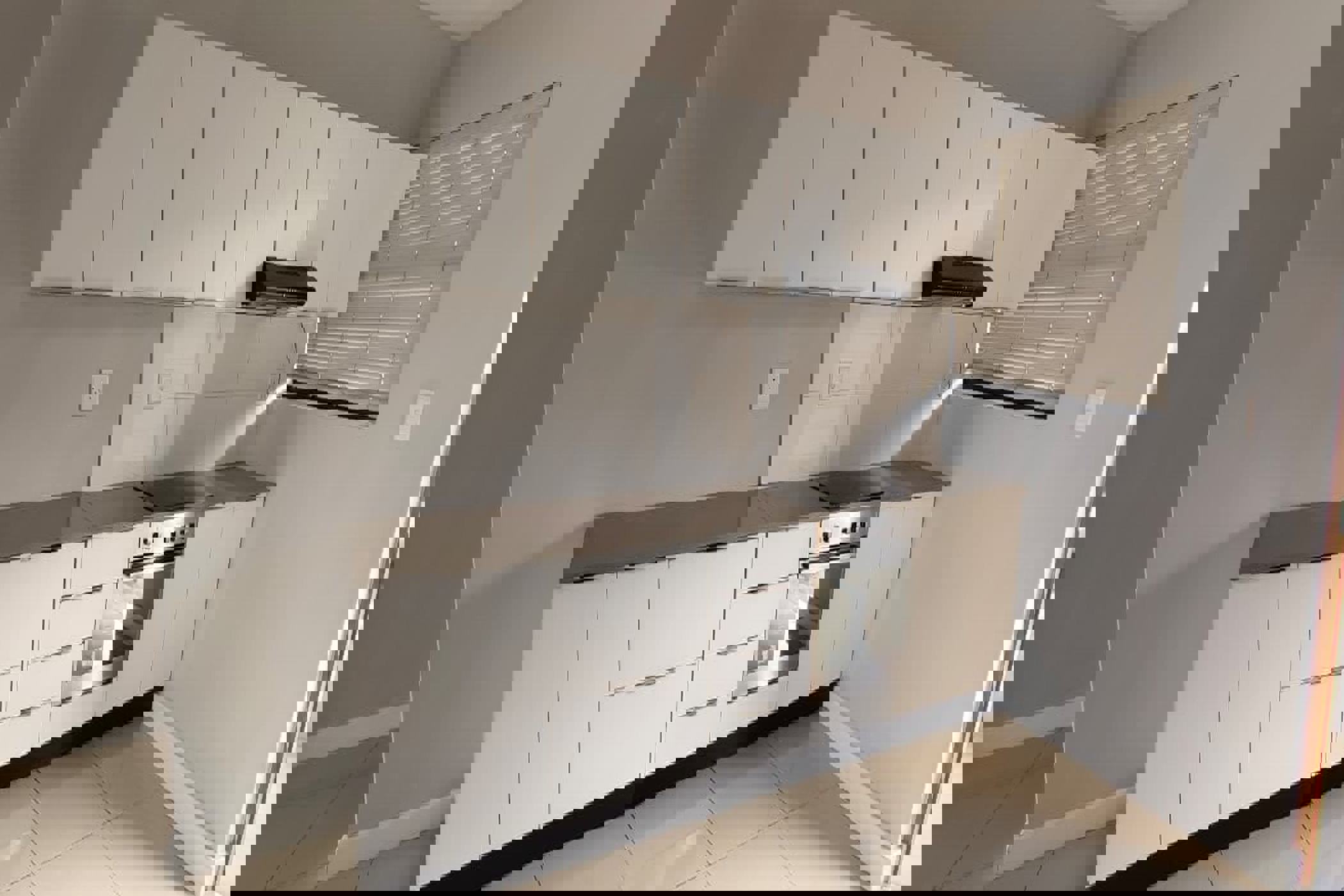 Apartment to rent in Umbogintwini - 1WB1720007