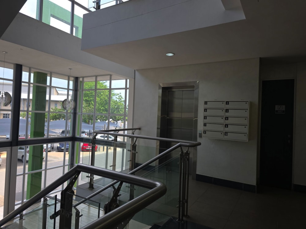 Commercial office to rent in Fairgrounds, Botswana - 3BO1720073 Commercial office to rent in Fairgrounds, Botswana - 3BO1720073