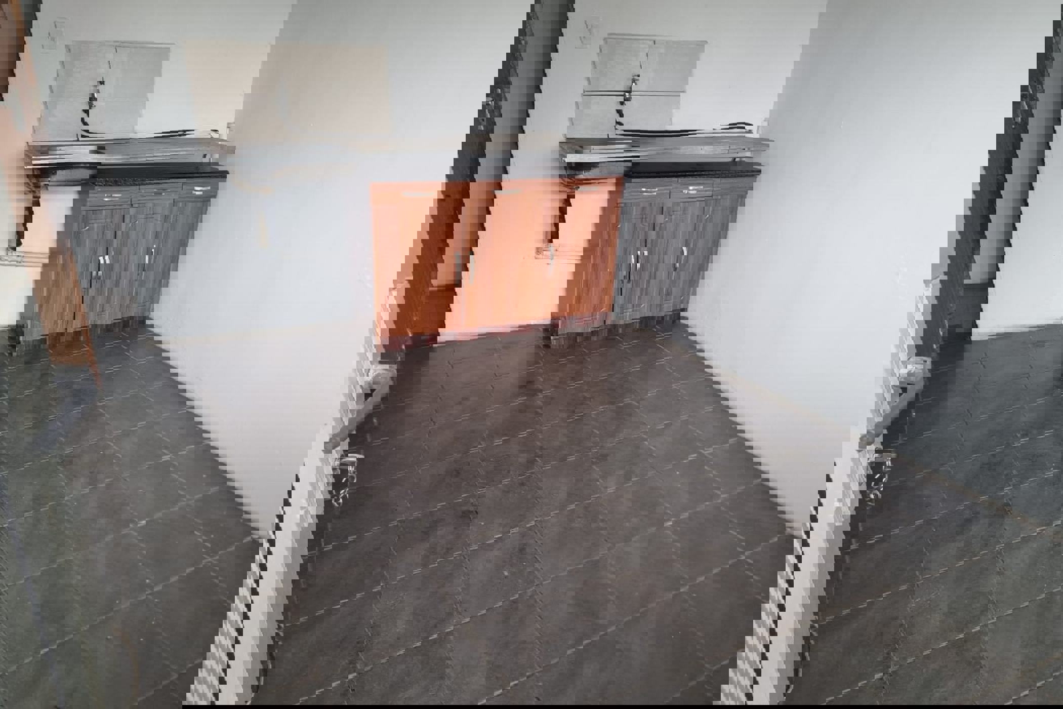 Bachelor apartment to rent in Isipingo Rail - 1WB1720067