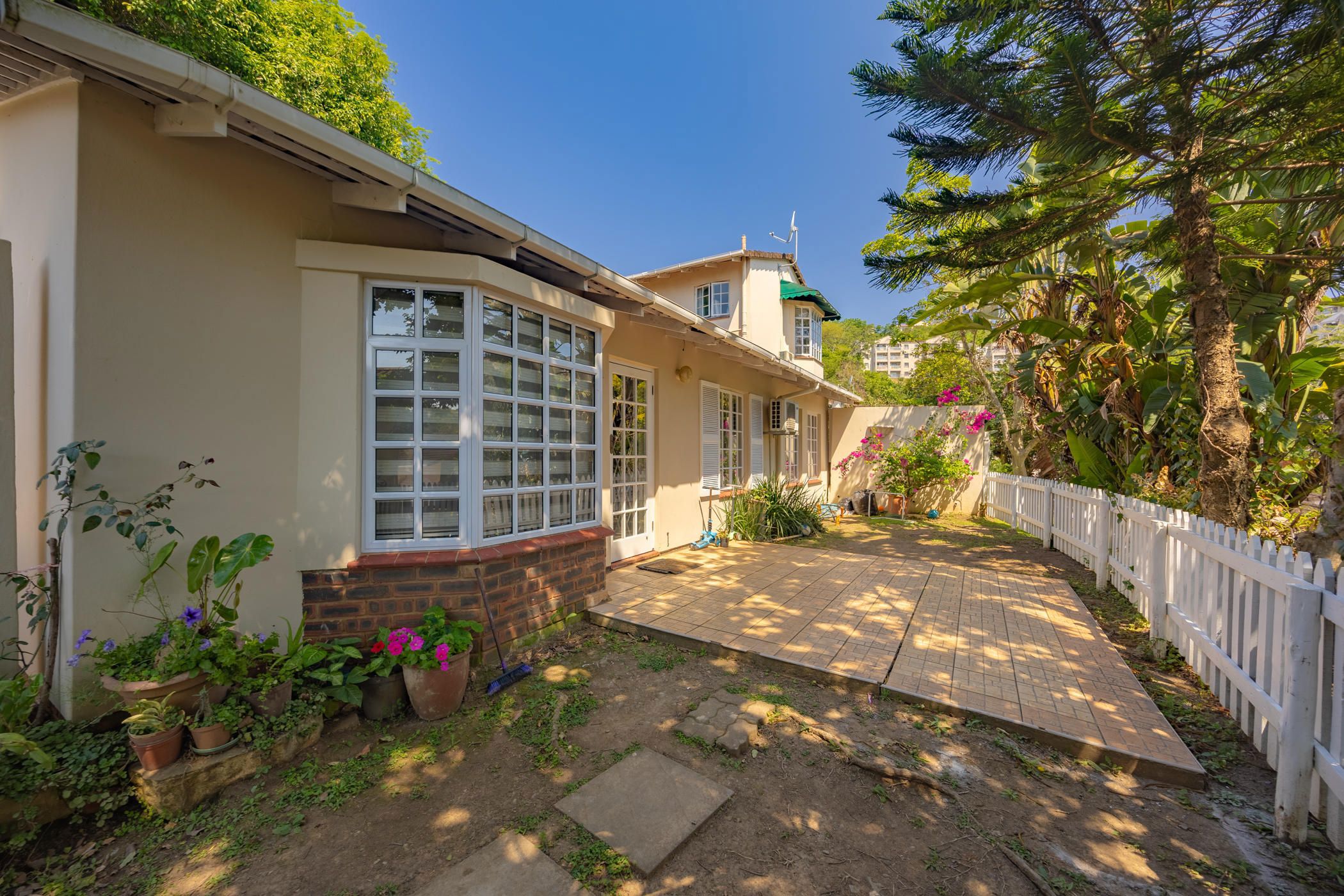 Townhouse for sale in Sherwood, Westville - 1WP1720100