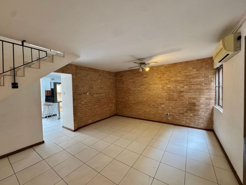 Apartment for sale in Westridge, Durban - 1DA1720107 Apartment for sale in Westridge, Durban - 1DA1720107