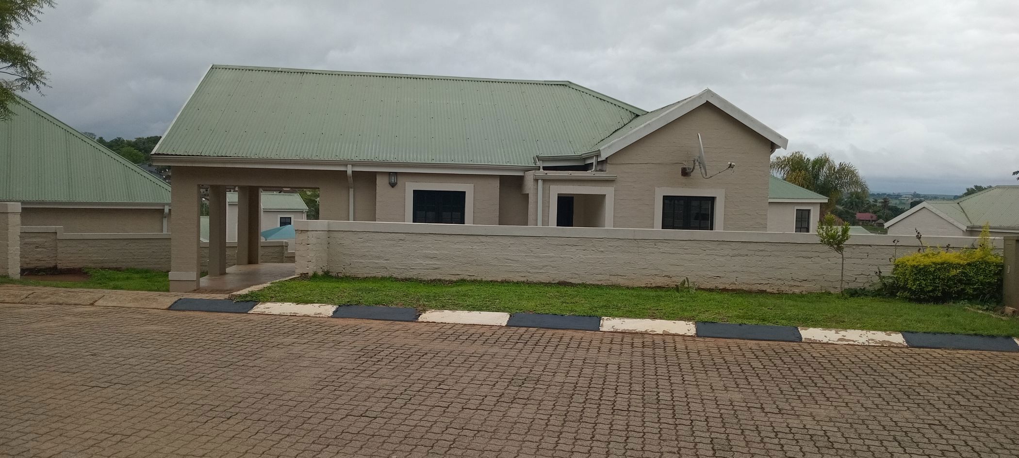 Townhouse to rent in White River - 1WR1720121