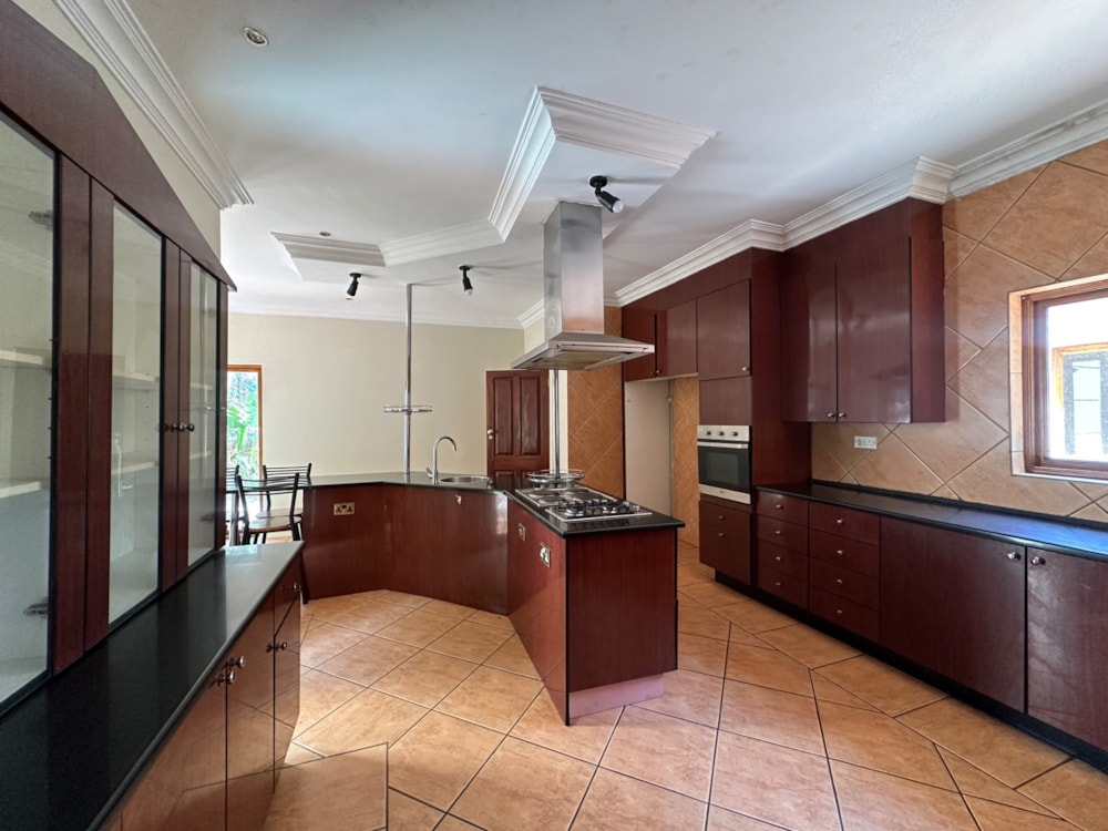 Double-storey house to rent in Borrowdale, Zimbabwe - 3ZB1720133 Double-storey house to rent in Borrowdale, Zimbabwe - 3ZB1720133