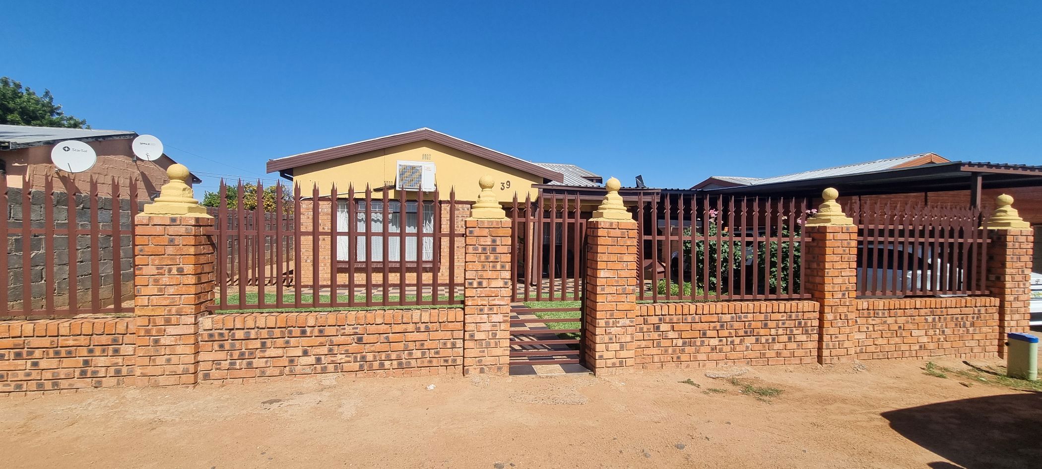 House to rent in Roodepan - 1KJ1720165