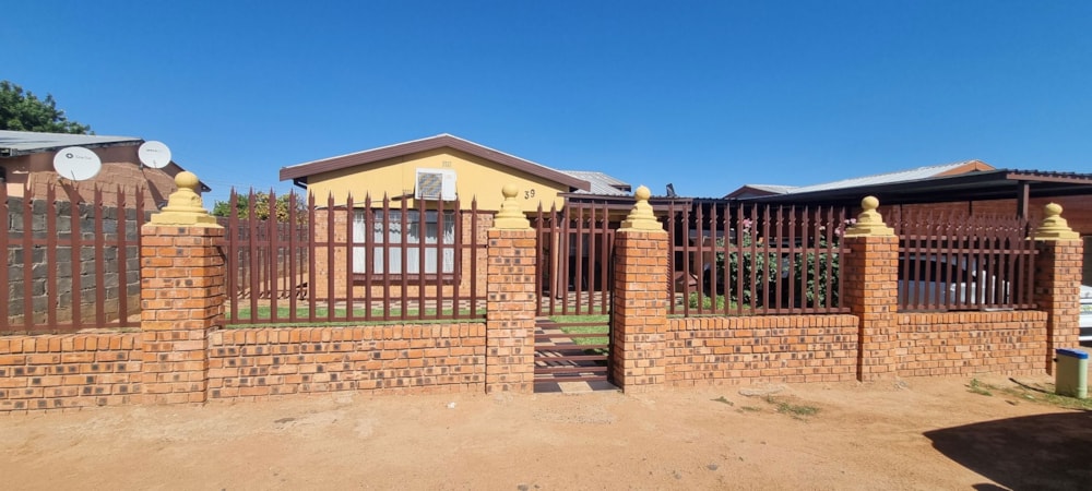 House to rent in Roodepan - 1KJ1720165 House to rent in Roodepan - 1KJ1720165