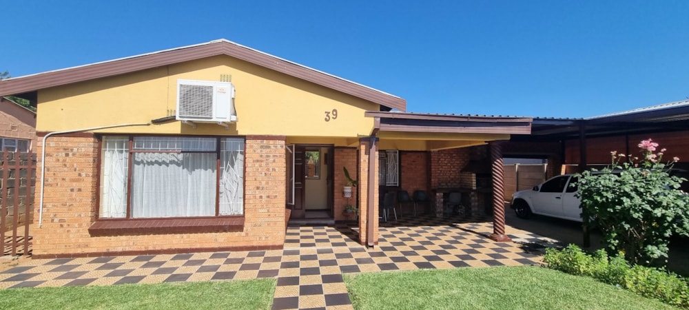 House to rent in Roodepan - 1KJ1720165 House to rent in Roodepan - 1KJ1720165