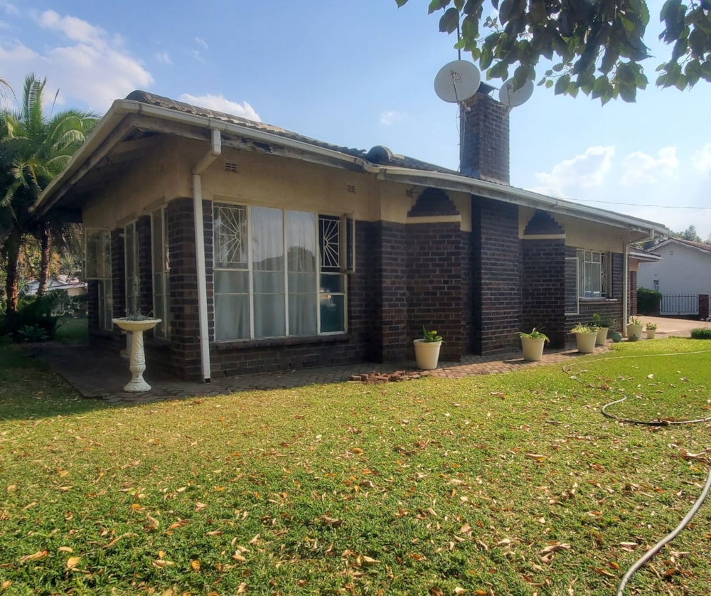 House for sale in Letombo Park, Zimbabwe - 3ZB1720231 House for sale in Letombo Park, Zimbabwe - 3ZB1720231