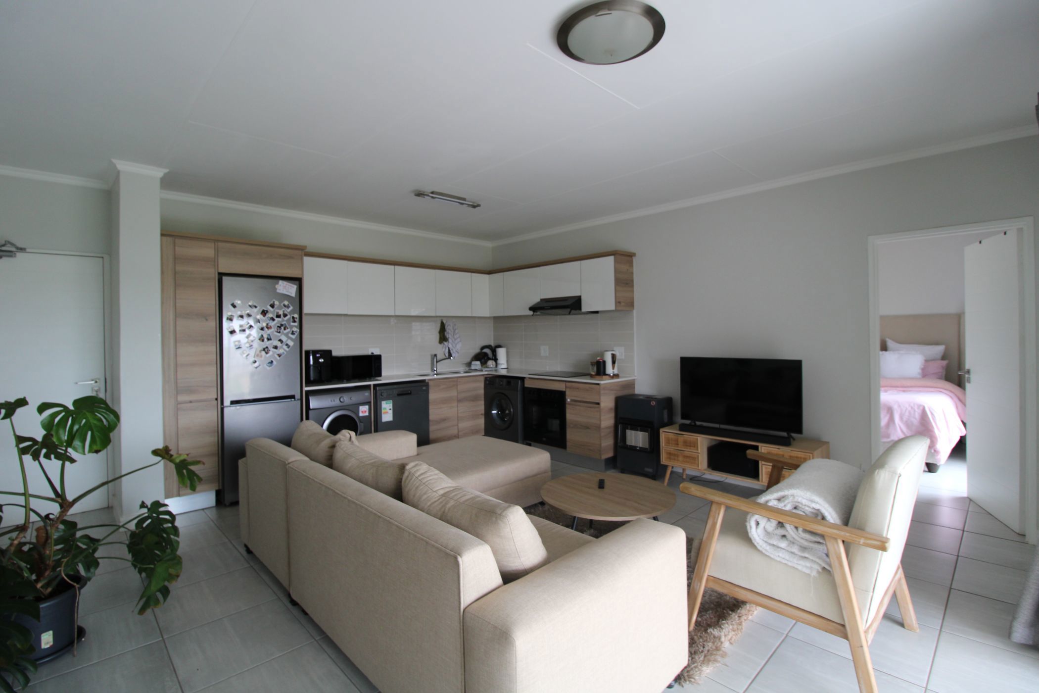 Apartment to rent in Waterfall, Midrand - MDL1720282