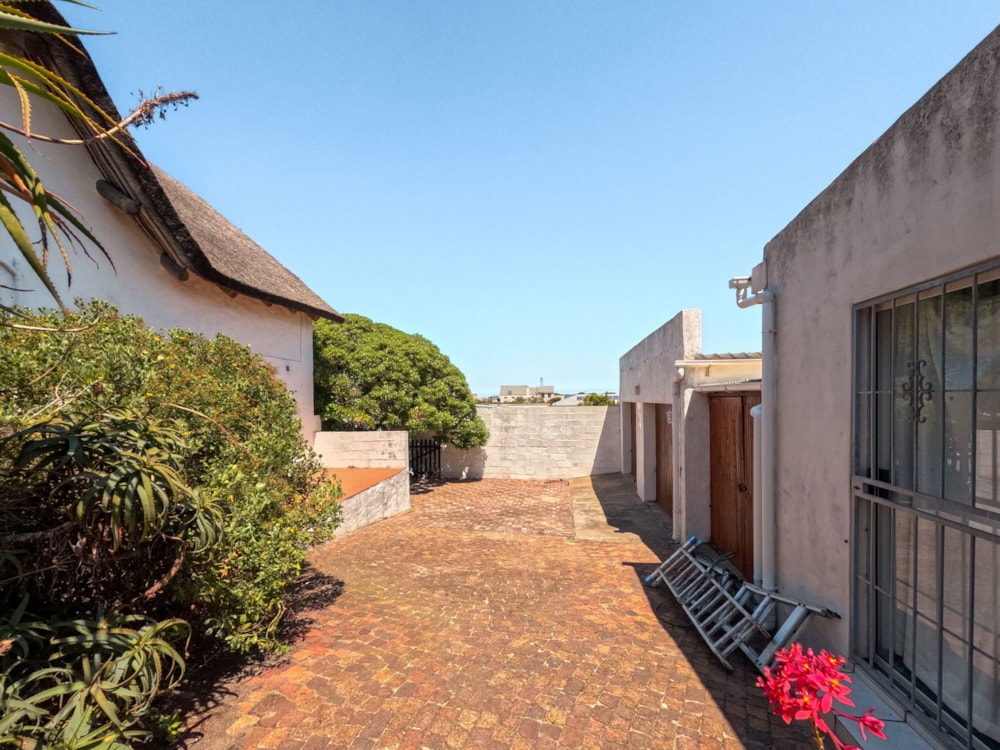 House for sale in Bettys Bay - KN1719694 House for sale in Bettys Bay - KN1719694