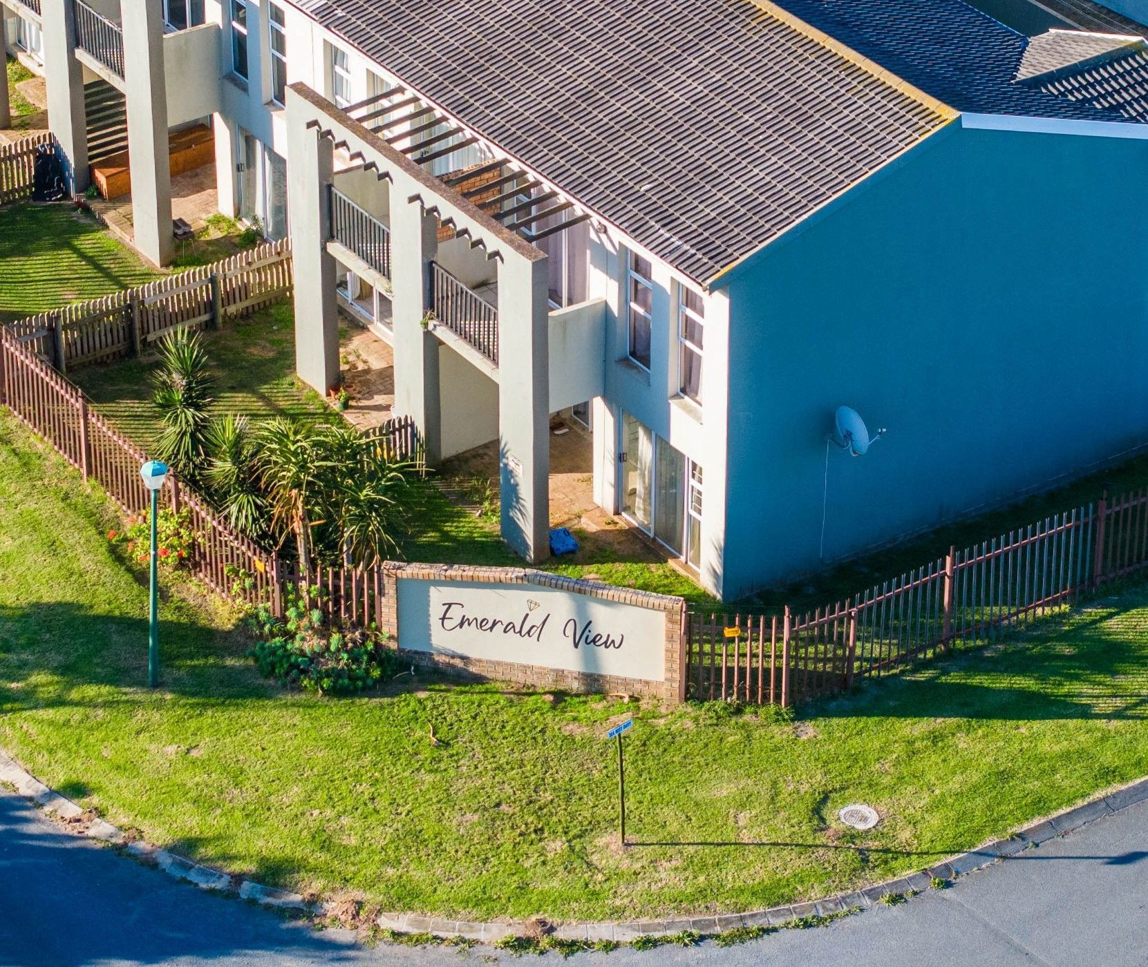 Townhouse for sale in Forest Downs - 1PF1717958