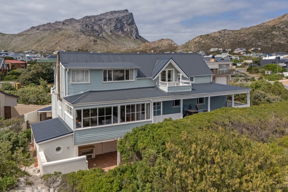 Double-storey house for sale in Pringle Bay - KN1719438 Double-storey house for sale in Pringle Bay - KN1719438