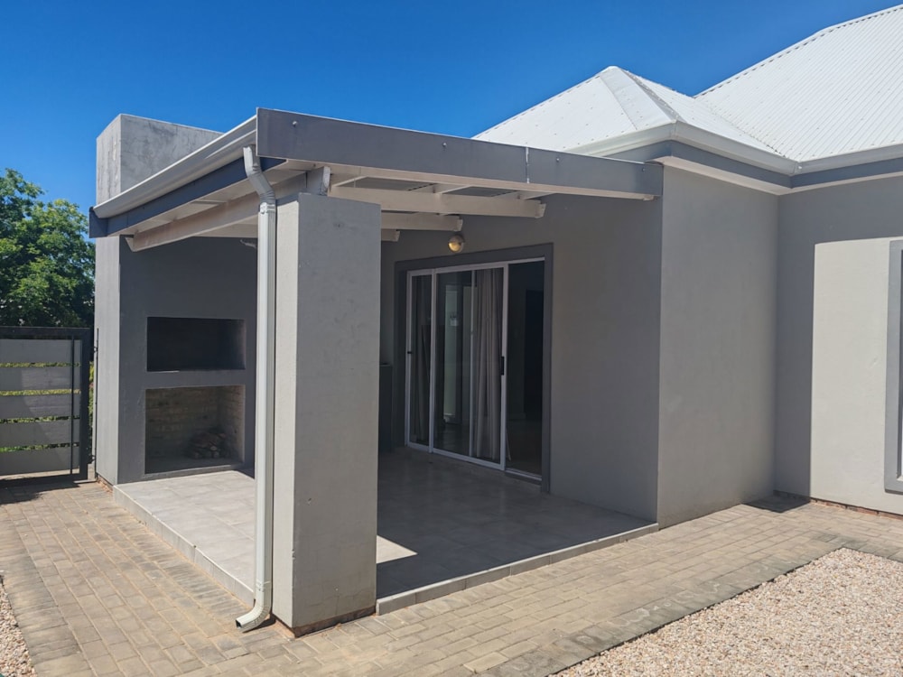 House for sale in Wesbank, Oudtshoorn - 1OU1717198 House for sale in Wesbank, Oudtshoorn - 1OU1717198