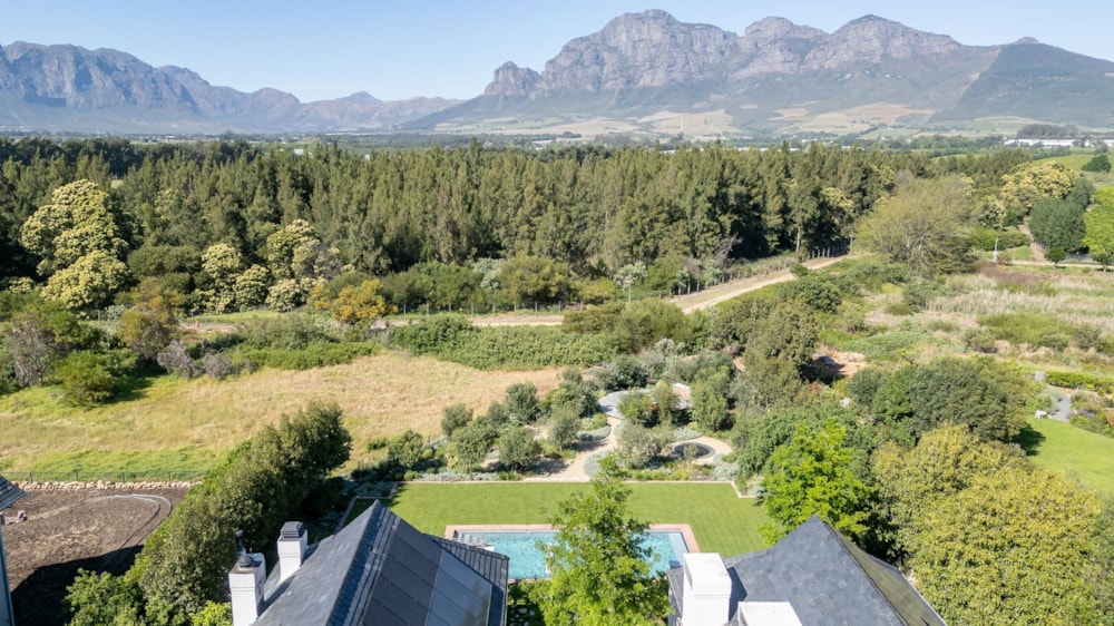 Golf estate house for sale in Pearl Valley Golf and Country Estate - VLV1711491 Golf estate house for sale in Pearl Valley Golf and Country Estate - VLV1711491