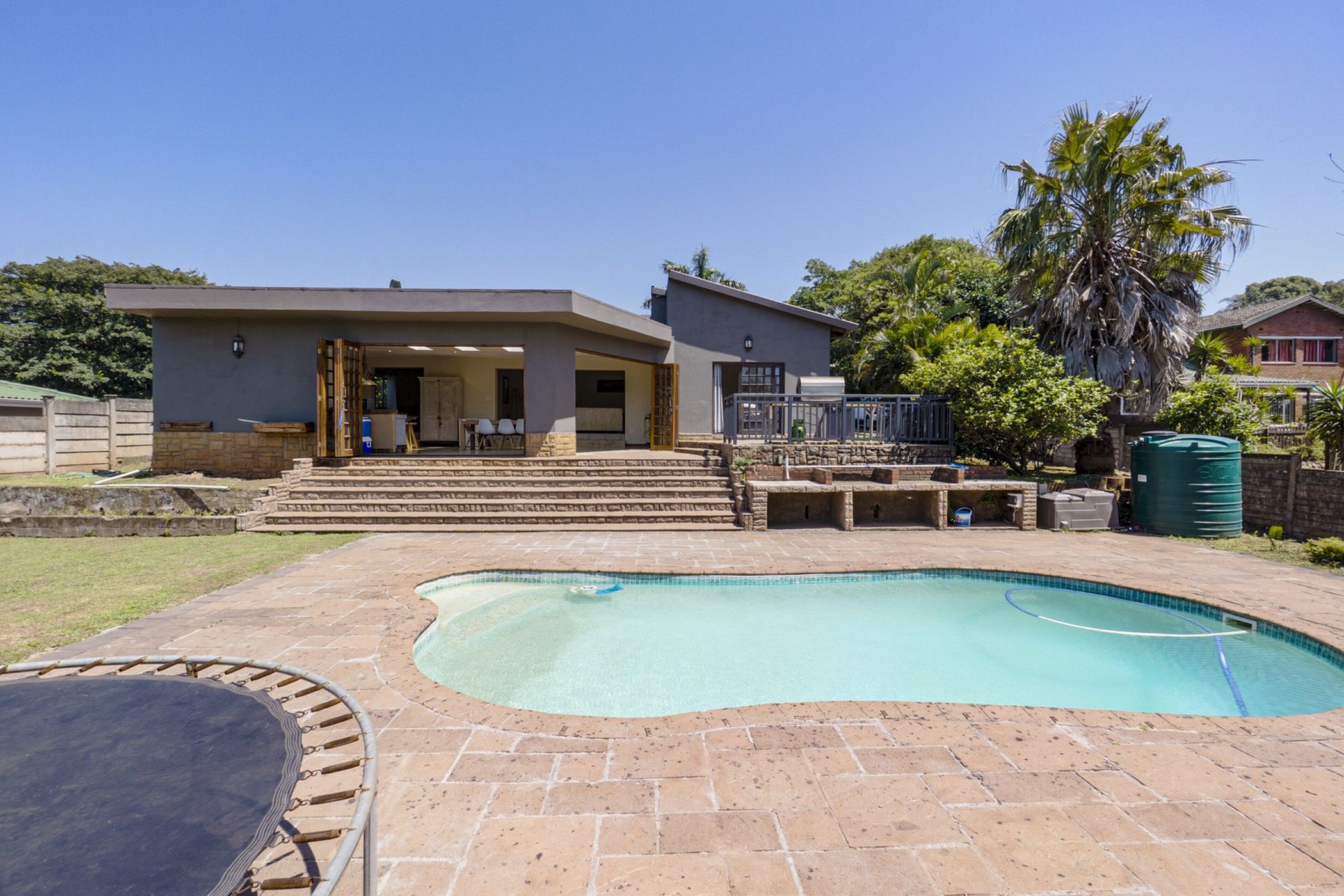 House for sale in Amanzimtoti - 1WB1720090