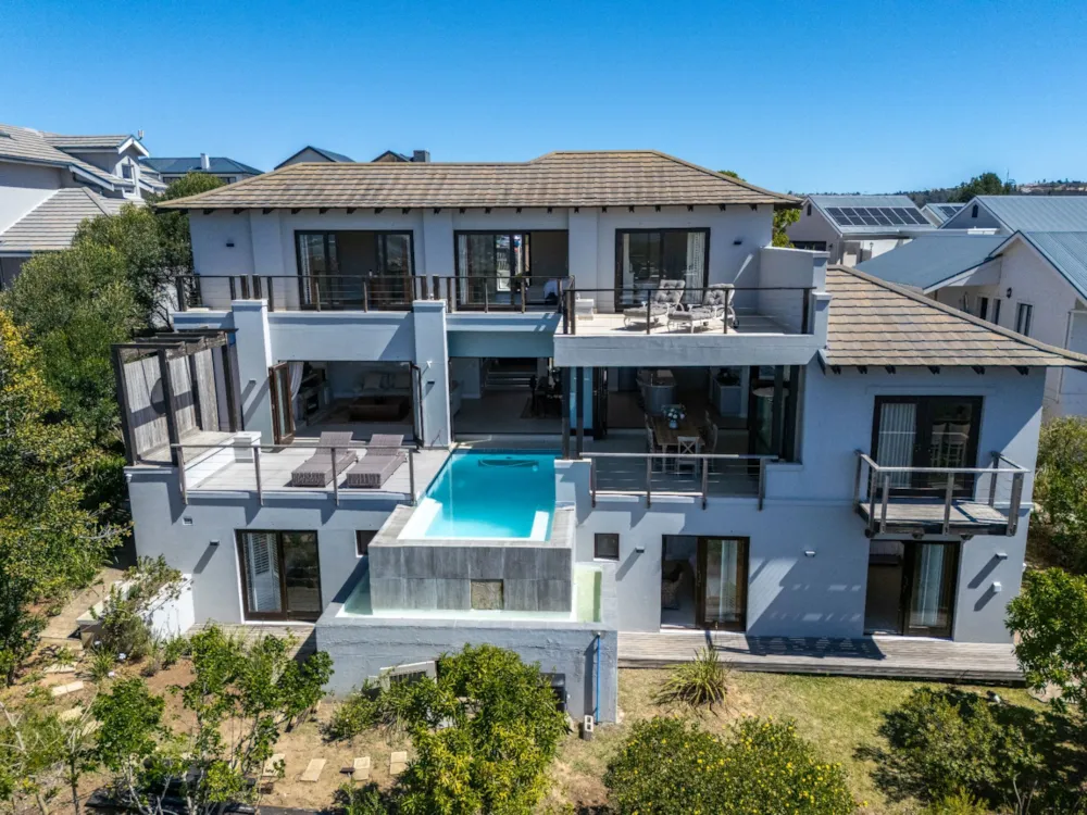 Multi-storey house sold in Baron View - 1KG1716357 Multi-storey house sold in Baron View - 1KG1716357