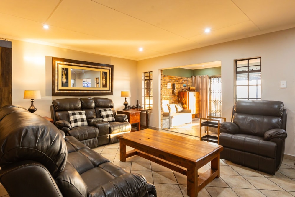 House for sale in Signal Hill, Newcastle - 1NW1718528