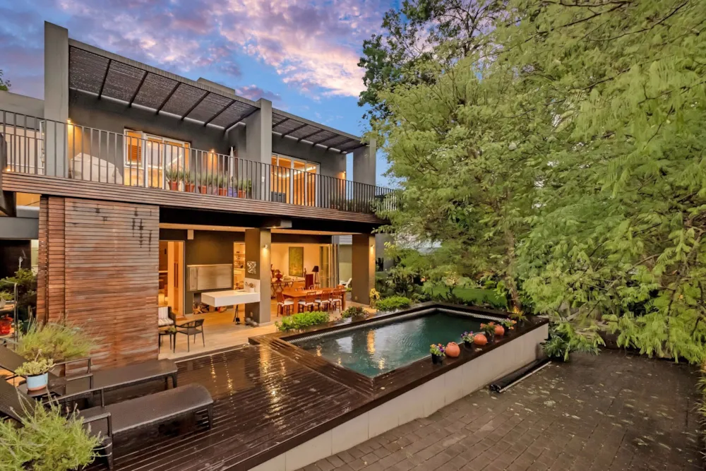Double-storey house sold in Parkhurst - HP1719335 Double-storey house sold in Parkhurst - HP1719335