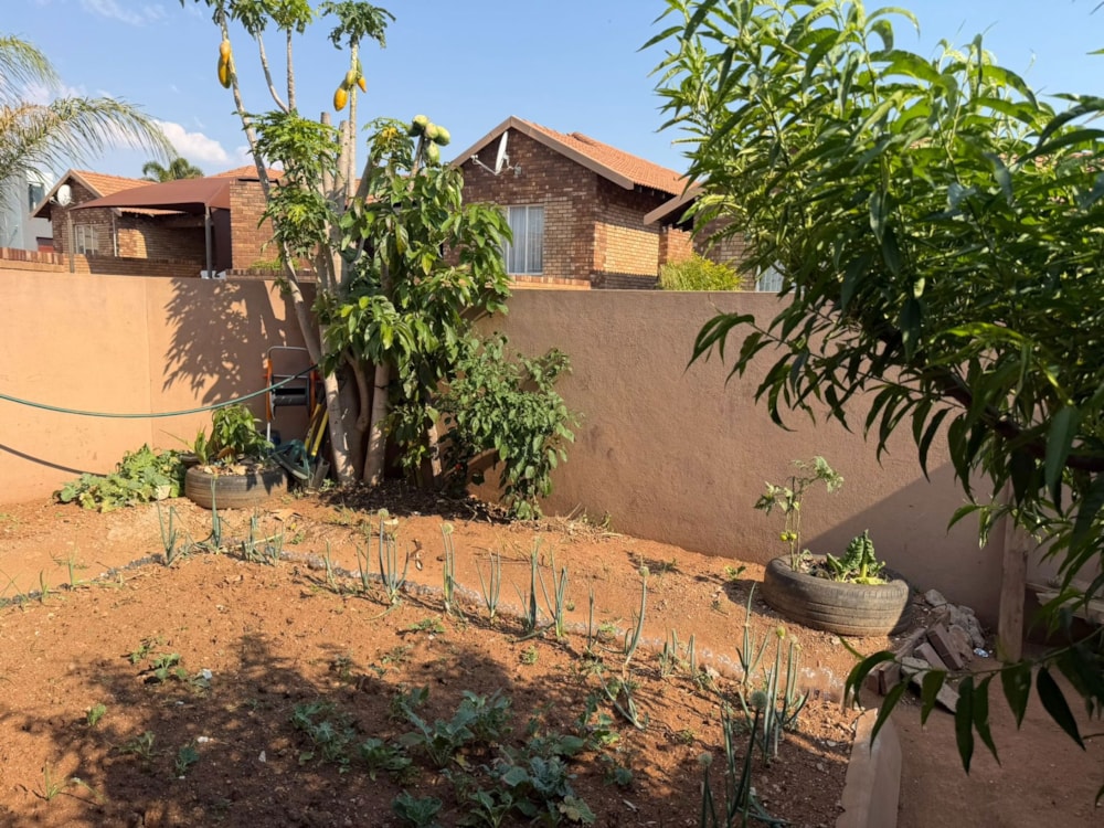 Townhouse for sale in Bendor - 1PS1718293 Townhouse for sale in Bendor - 1PS1718293