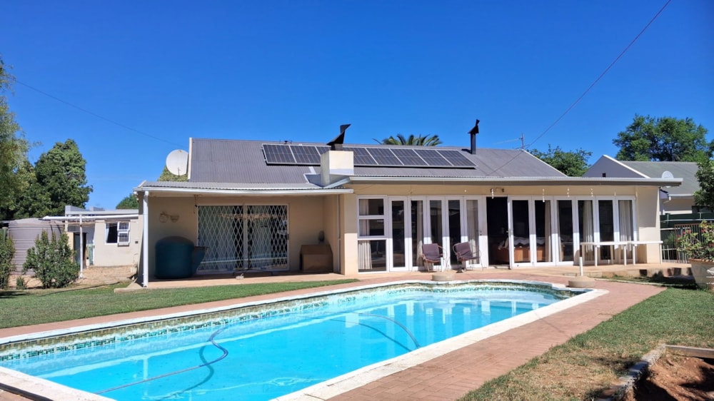 House for sale in West Bank, Oudtshoorn - 1OU1718377