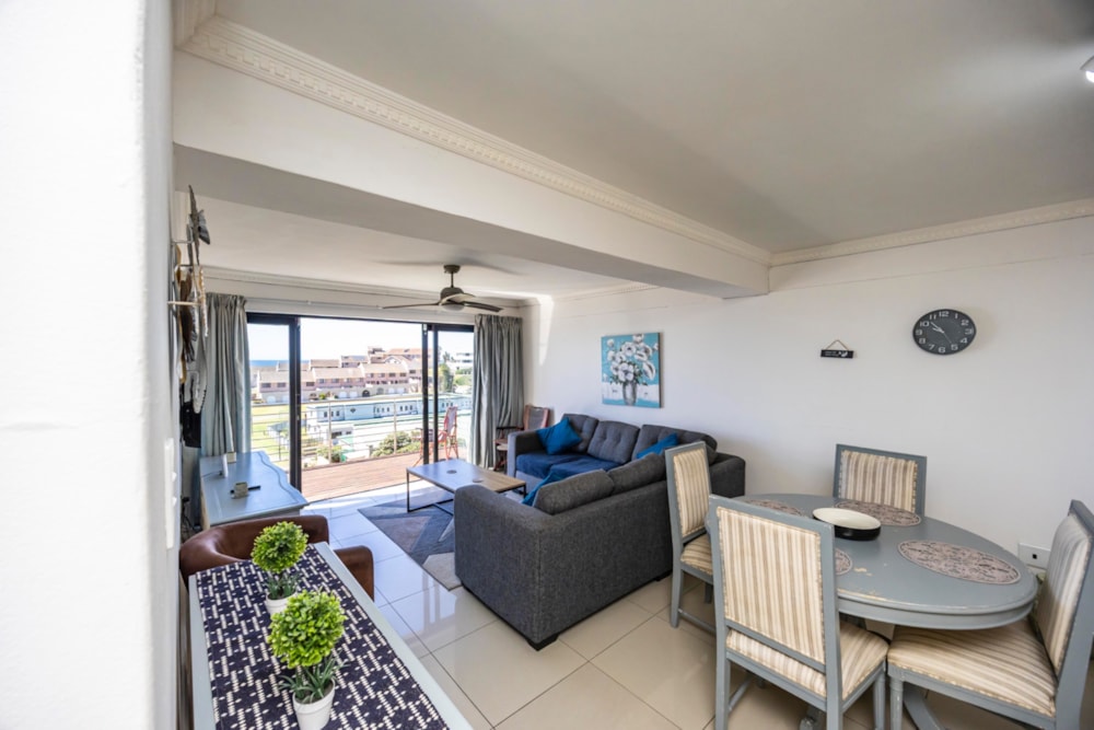 Apartment for sale in Gonubie - 1EZ1719401