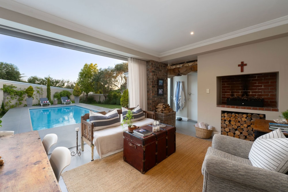 Security estate home for sale in La Concorde - SW1720061