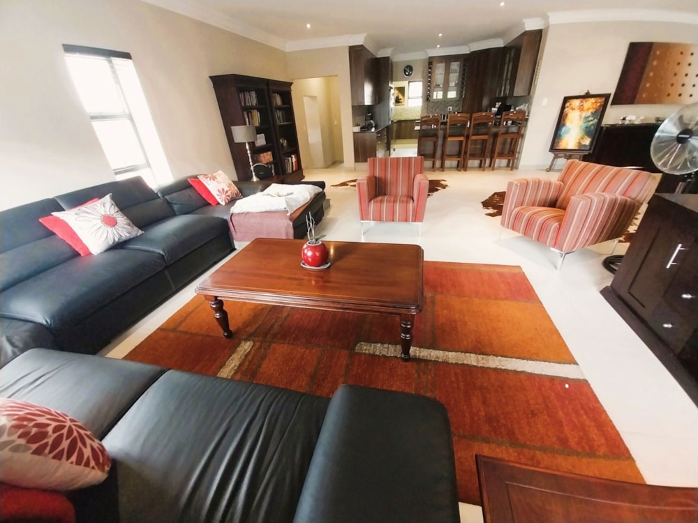 Security estate home for sale in Midstream Estate - CN1716736 Security estate home for sale in Midstream Estate - CN1716736