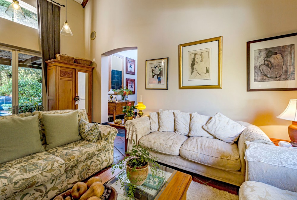 Security complex home for sale in Mostertsdrift - ST1717377 Security complex home for sale in Mostertsdrift - ST1717377