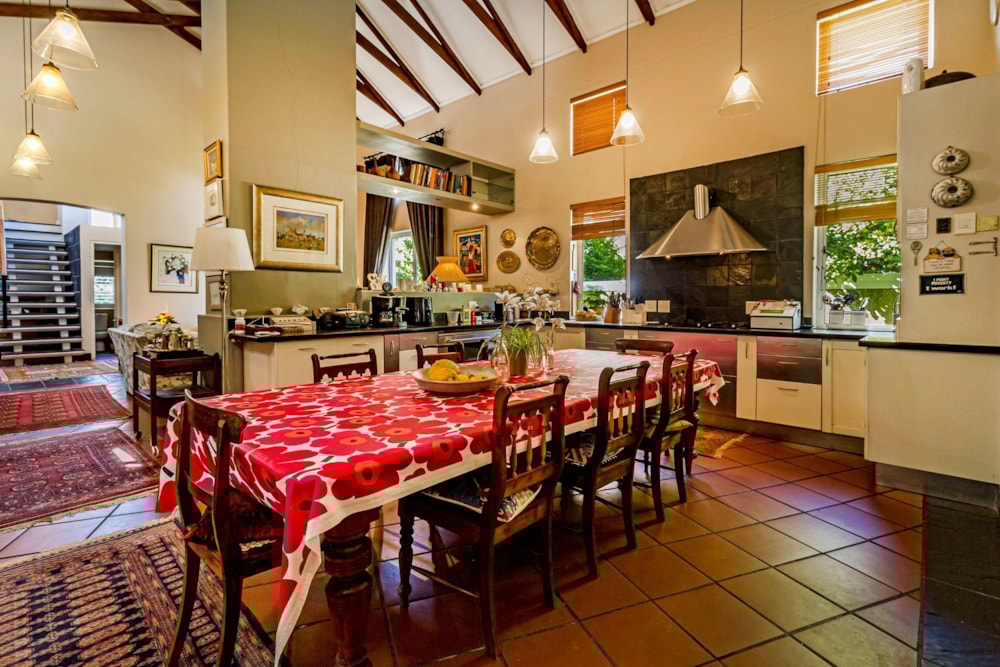 Security complex home for sale in Mostertsdrift - ST1717377