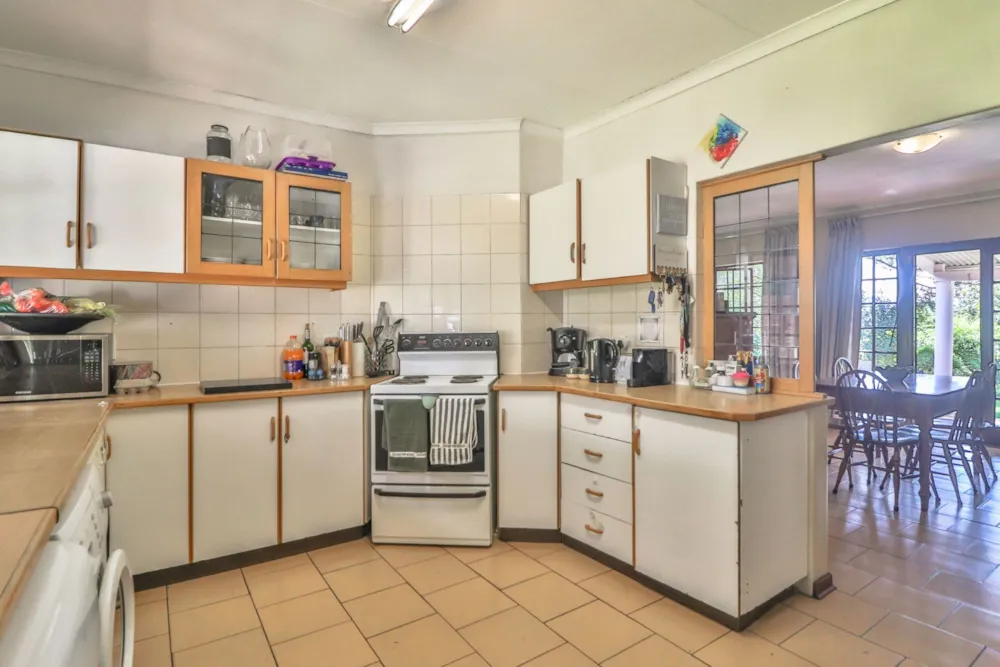 House sold in Clarendon - 1PM1717735