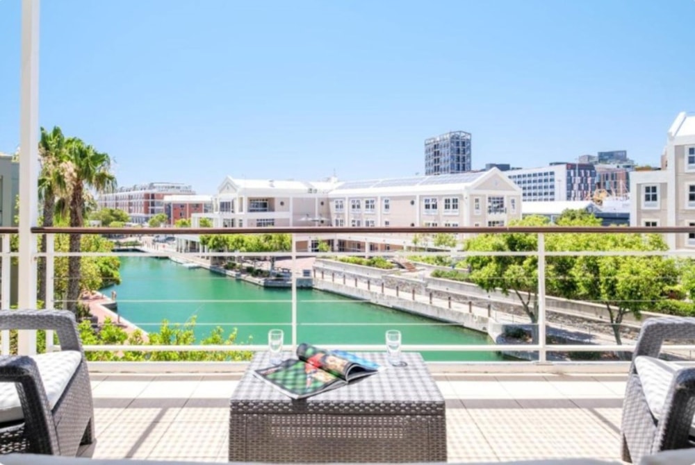 Apartment for sale in Waterfront, Cape Town - AS1718371