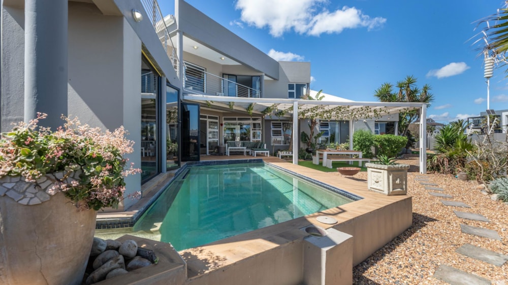 Double-storey house for sale in West Beach, Blouberg - 1TV1720306 Double-storey house for sale in West Beach, Blouberg - 1TV1720306