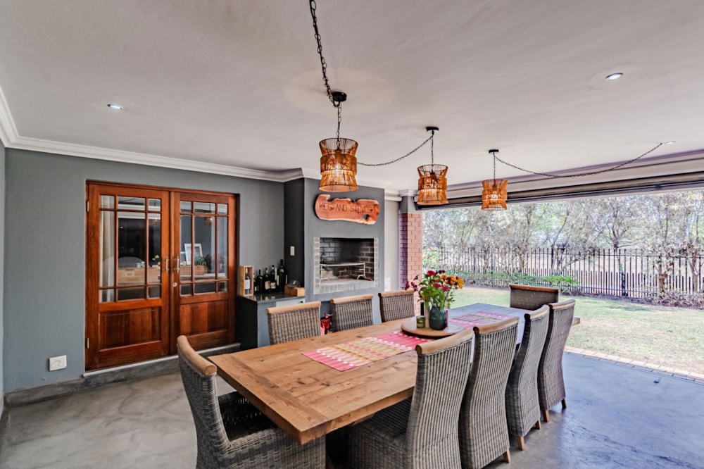 Security estate home for sale in Willow Acres - PT1716948 Security estate home for sale in Willow Acres - PT1716948