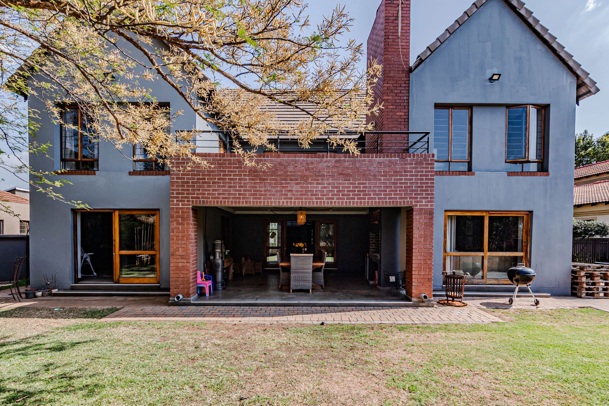 Security estate home for sale in Willow Acres - PT1716948