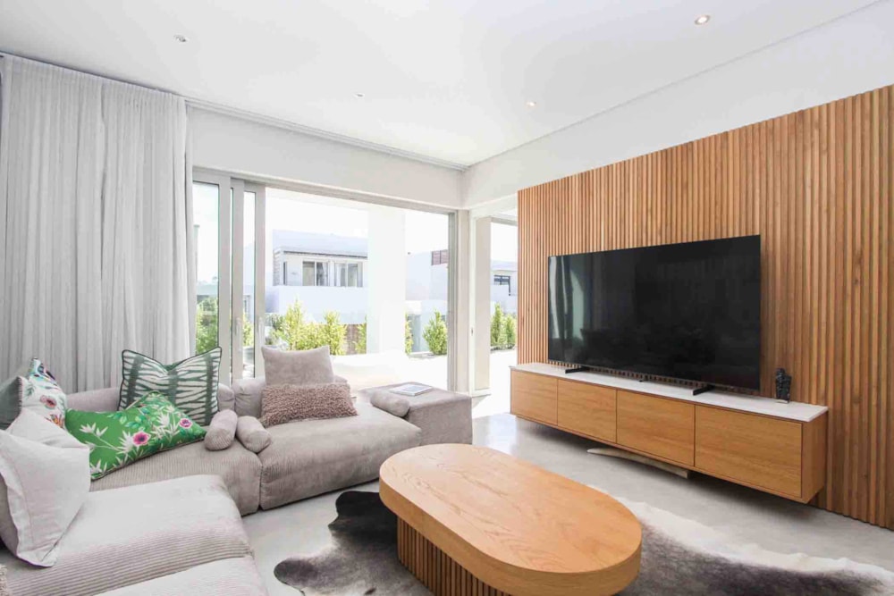 House for sale in Big Bay - 1TV1717061