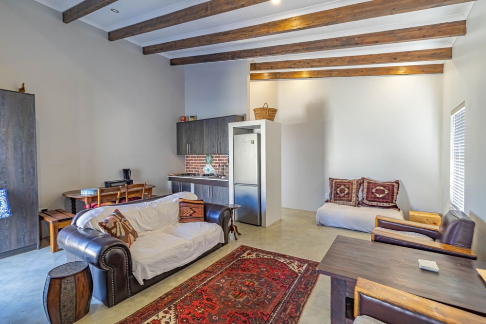 Double-storey house for sale in Sunset Estate - LA1718670