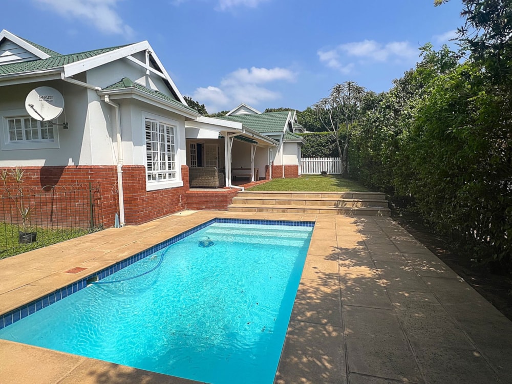 Townhouse for sale in Mount Edgecombe Country Estate - 1MT1718856