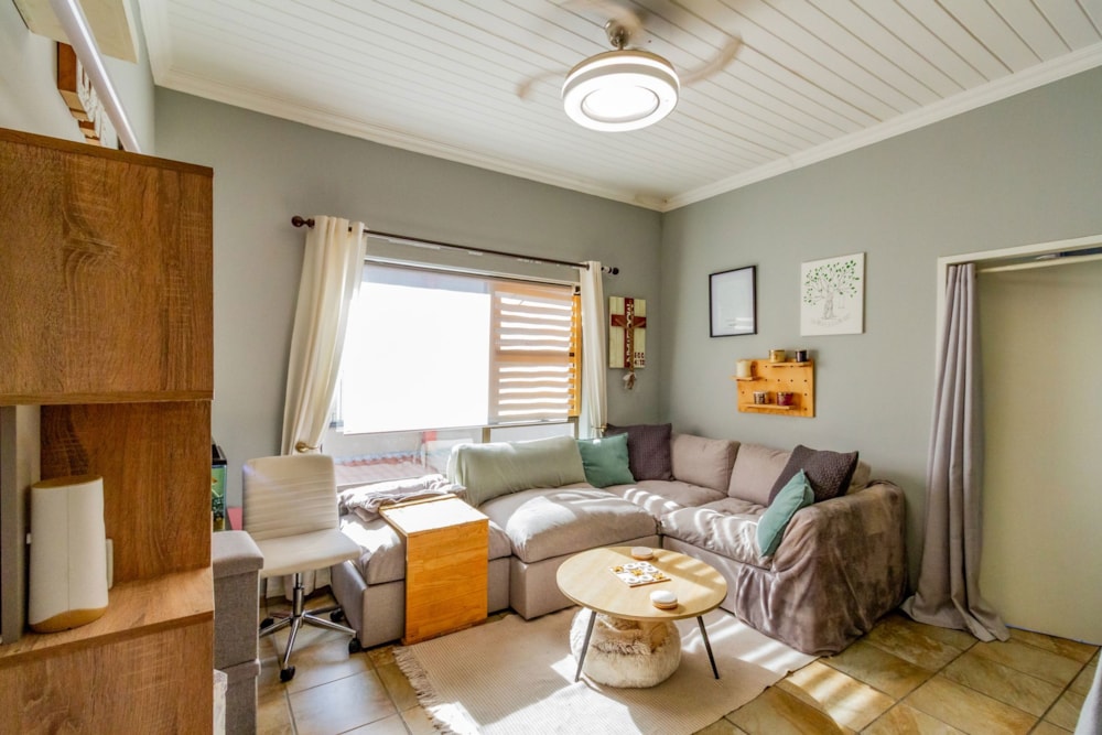 Bachelor apartment for sale in Melodie - 1HR1719673