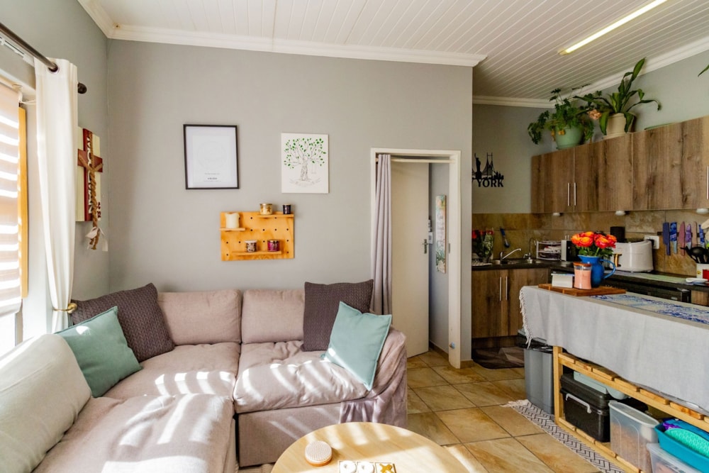 Bachelor apartment for sale in Melodie - 1HR1719673 Bachelor apartment for sale in Melodie - 1HR1719673