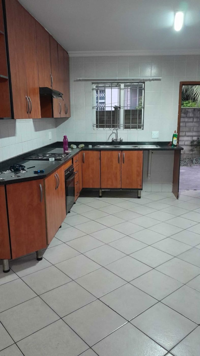 House to rent in Veldenvlei - 1RY1718666 House to rent in Veldenvlei - 1RY1718666