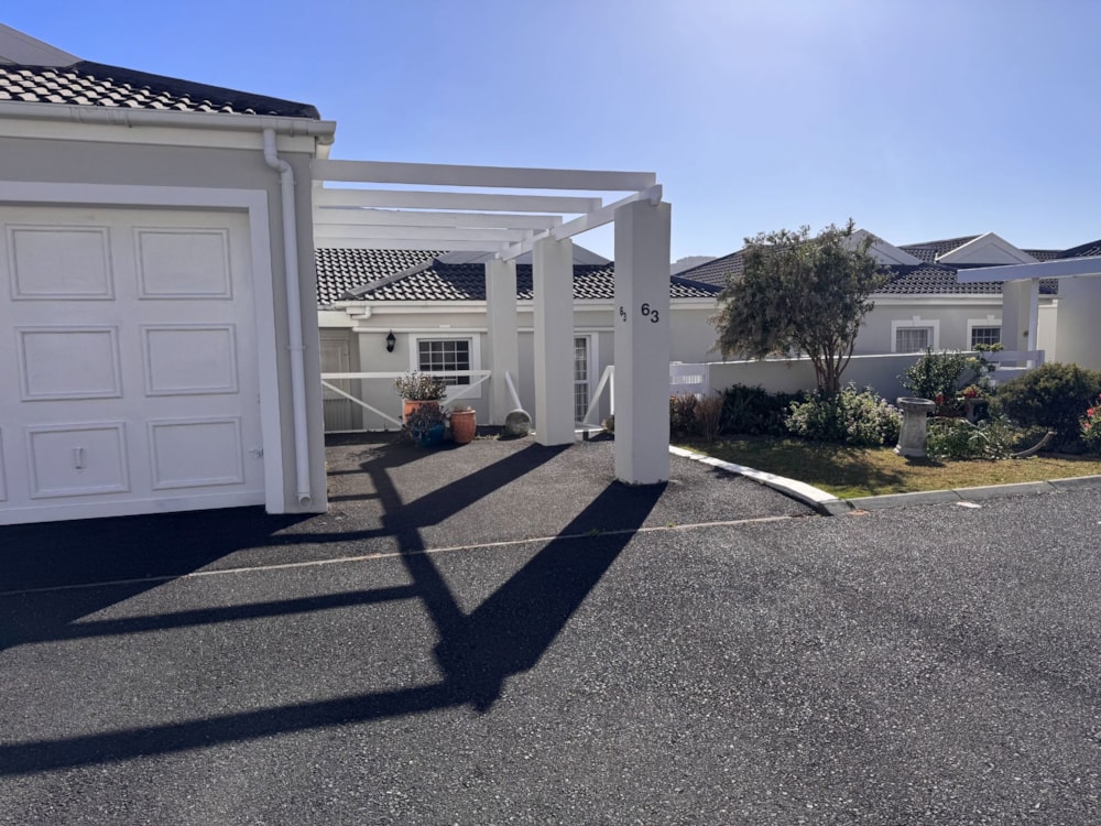 House for sale in Fish Hoek - FH1717938 House for sale in Fish Hoek - FH1717938