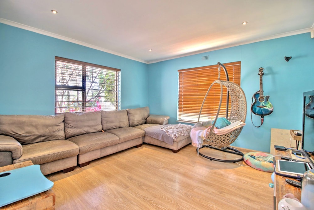 House for sale in Bothasig - 1PLA1718687