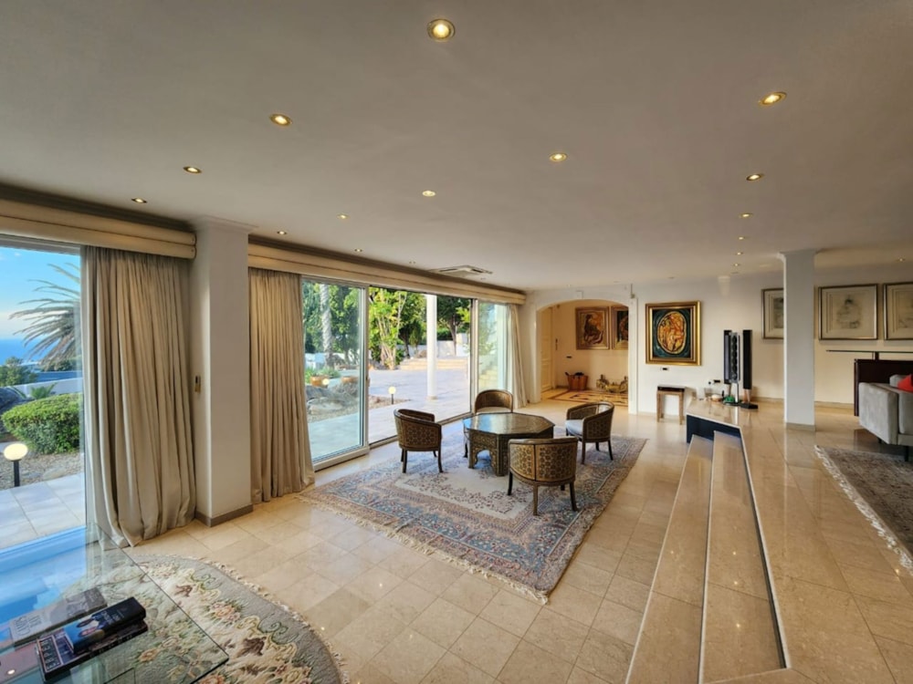 House for sale in Camps Bay - AS1602411 House for sale in Camps Bay - AS1602411