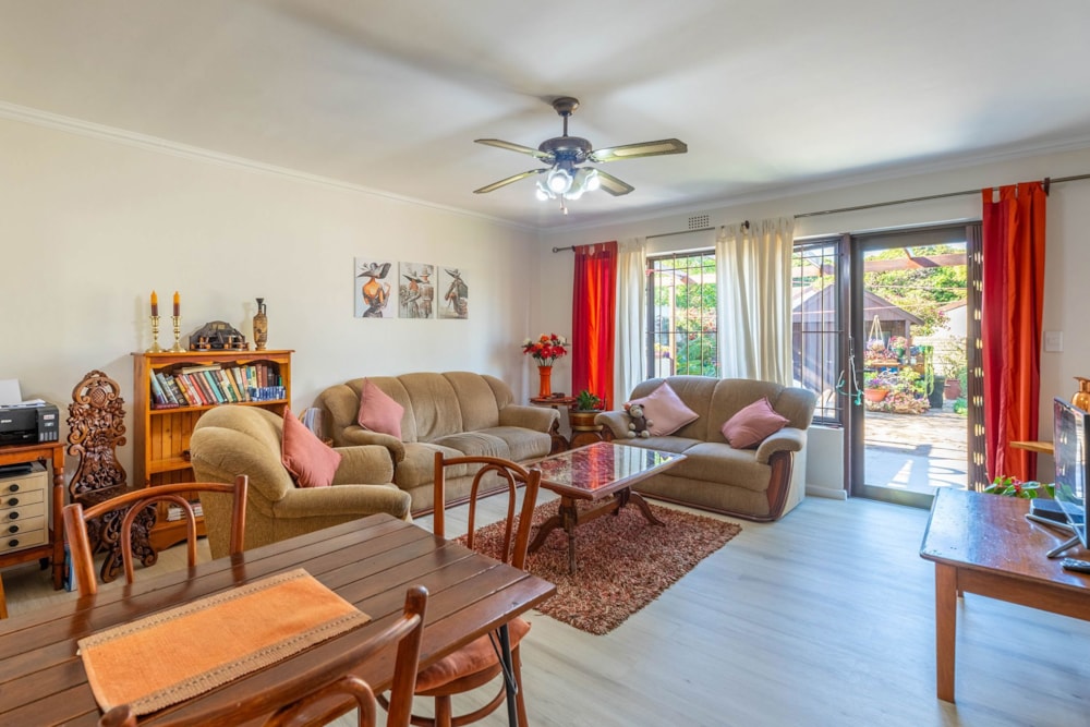 Security complex home for sale in Table View - 1TV1717853 Security complex home for sale in Table View - 1TV1717853