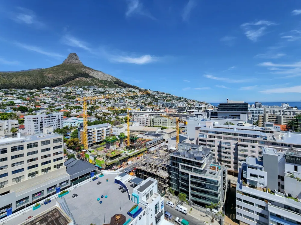 Apartment sold in Sea Point - AS1715573