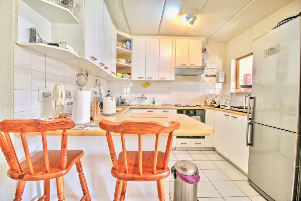 Apartment for sale in Panorama, Parow - 1PLA1718647 Apartment for sale in Panorama, Parow - 1PLA1718647