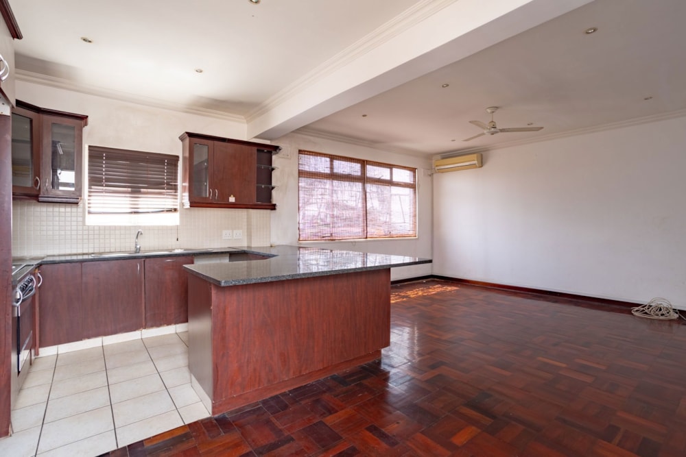Apartment for sale in Morningside, Durban - 1DA1719030 Apartment for sale in Morningside, Durban - 1DA1719030
