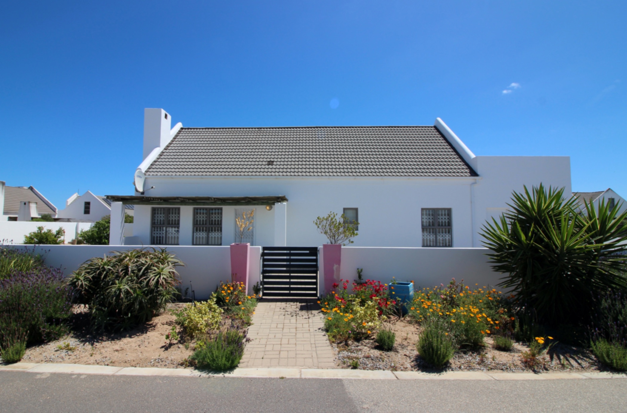 Cottage for sale in Golden Mile - LA1718395