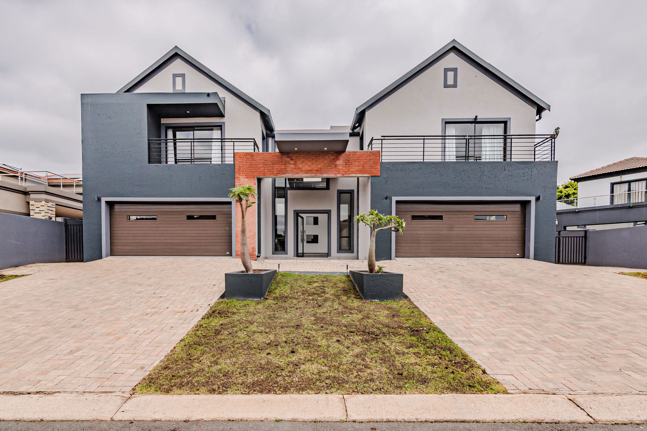 Golf estate house for sale in Blue Valley Golf Estate - CN1718680